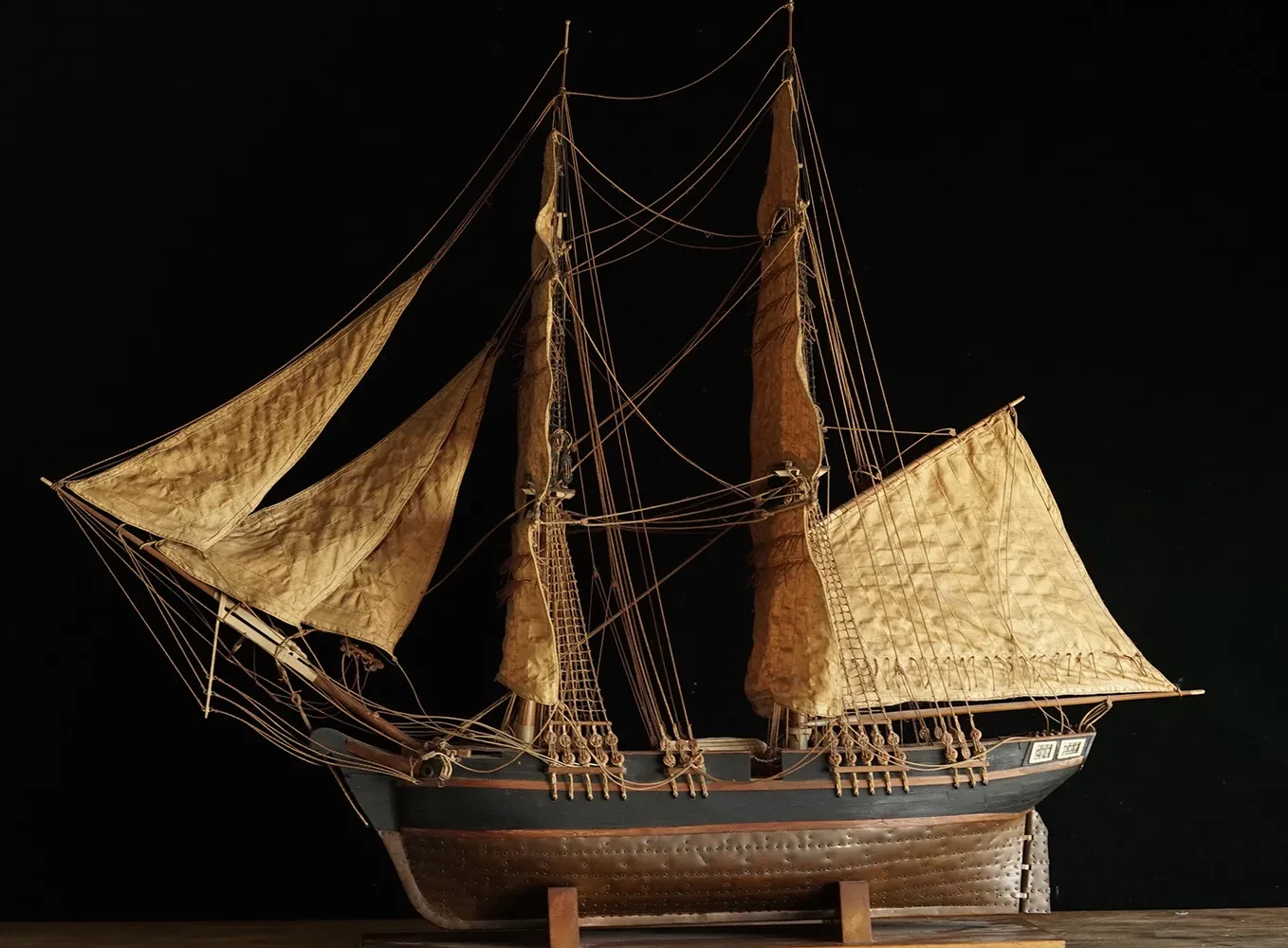 An image showing a ship model, possibly of the brig Cyprus